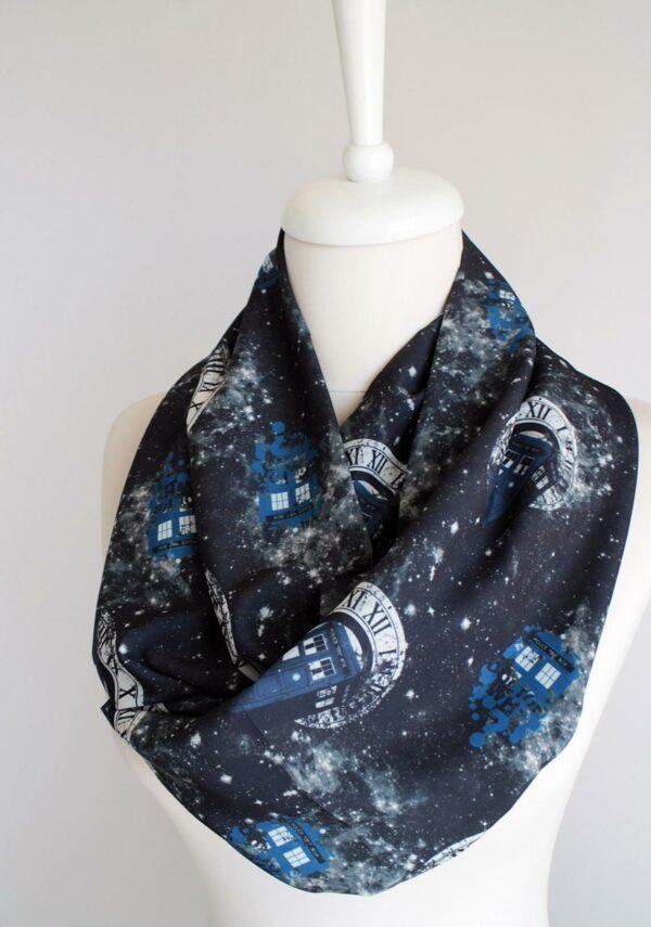 Doctor Who Infinity Scarf